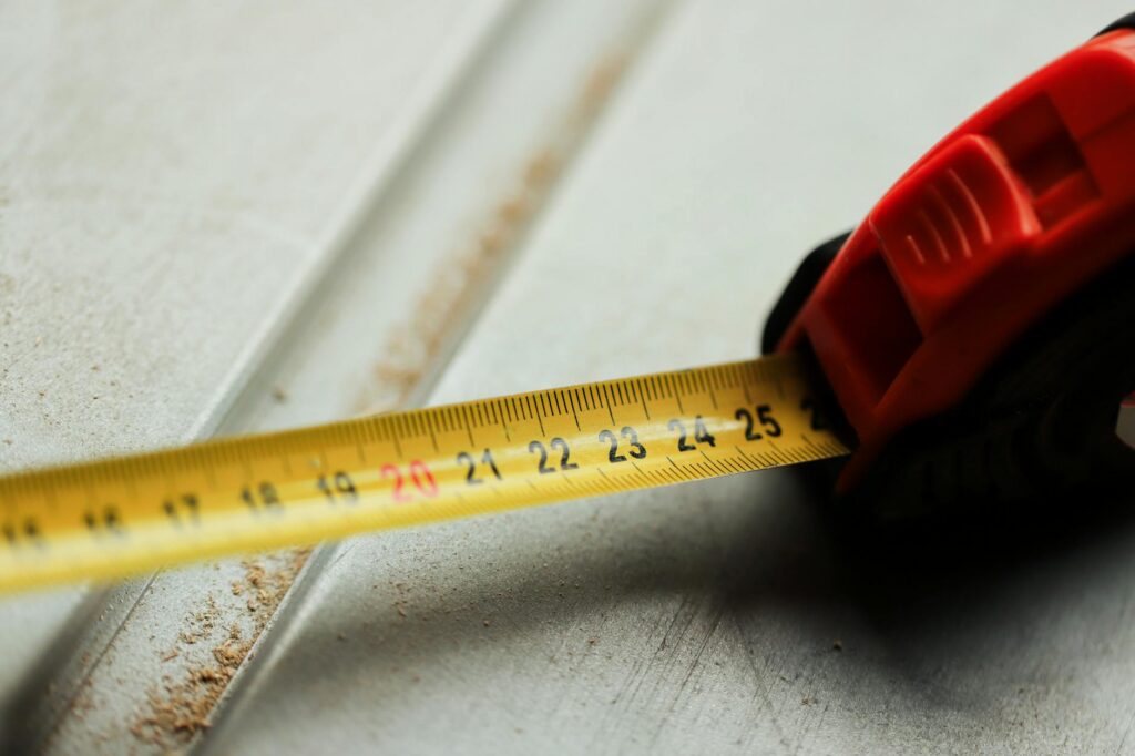 how to measure for paint: walls, trim, and ceiling - How to Measure for Paint: Walls, Trim, and Ceilings