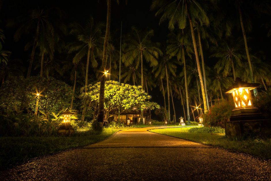 Solar vs Electric Outdoor Lighting Costs: Complete 2026 Guide